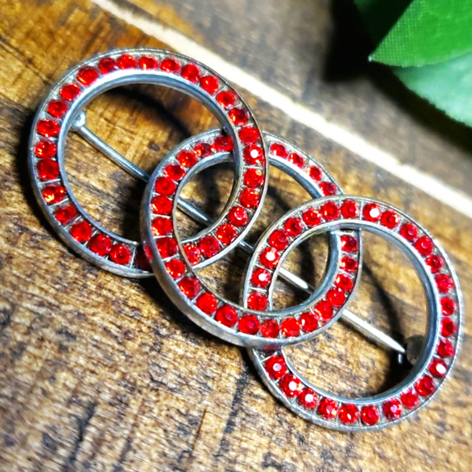 Lovely Estate Czechslovakia Signed Red Glass Rhinestone Triple Loop Brooch Pin